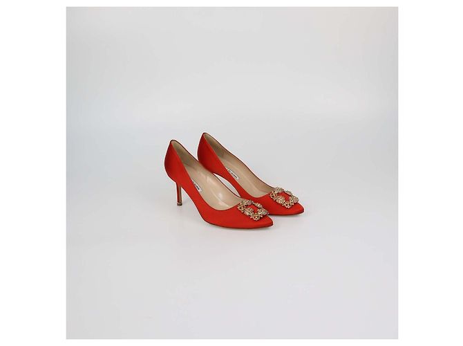 Décolleté Hangisi in raso rosso Manolo Blahnik - vista 2