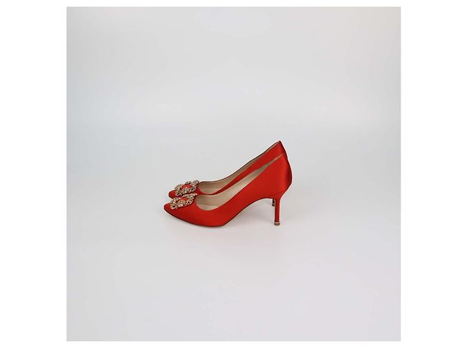 Décolleté Hangisi in raso rosso Manolo Blahnik - vista 4