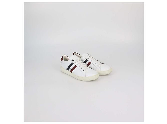Sneakers basse Moncler in pelle bianca Bianco - vista 2