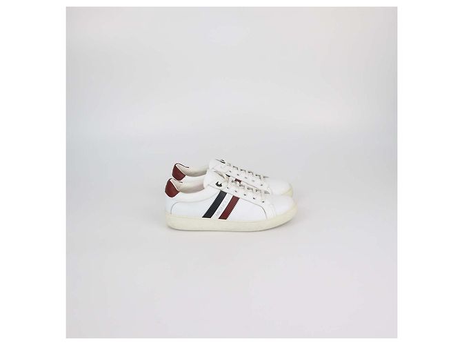 Sneakers basse Moncler in pelle bianca Bianco - vista 3