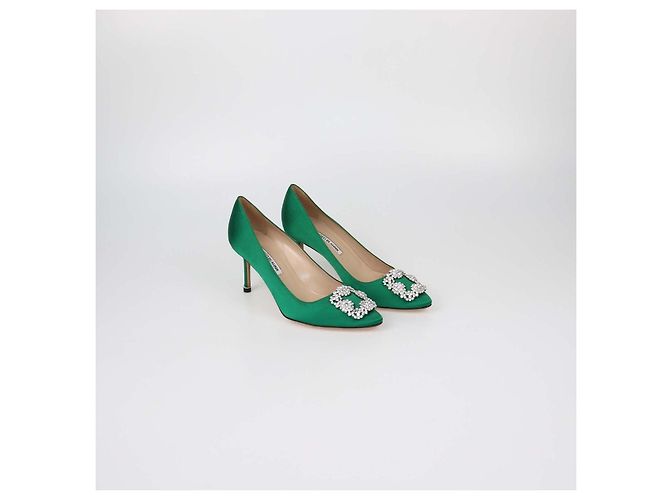 Décolleté Hangisi in raso verde Manolo Blahnik - vista 2