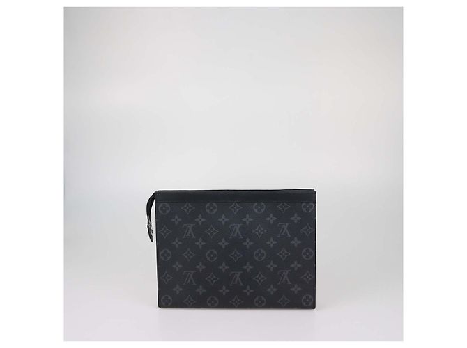 Louis Vuitton Monogram Eclipse Canvas Pochette Voyage MM Nero - vista 3