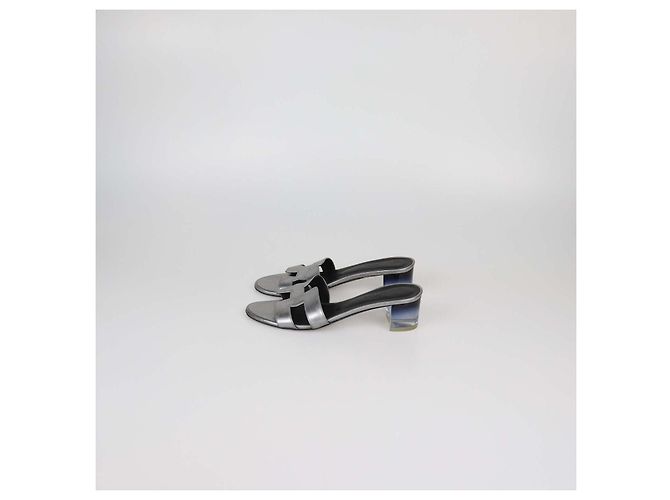 Hermès Sandali Oasis in pelle Gris/Argenté Vieilli Hermes Argento - vista 4