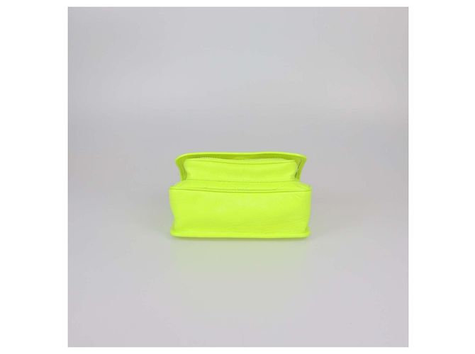 Borsa a tracolla Baby Niki in pelle stropicciata verde neon Saint Laurent - vista 4
