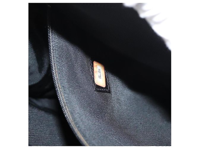 Borsa a tracolla Chanel CC in pelle verniciata Nero - vista 7