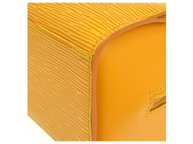 Louis Vuitton Pont Neuf Epi PM Giallo - vista 6