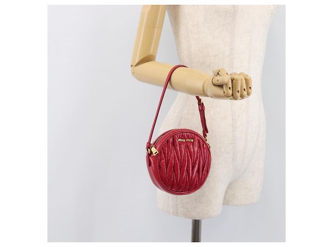 Borsa Miu Miu Matelassé in pelle rossa e oro Auth 199435V Rosso D'oro - vista 22