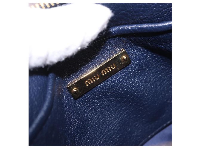 Borsa a tracolla con catena Miu Miu in pelle blu e oro Auth bs36957A D'oro - vista 17
