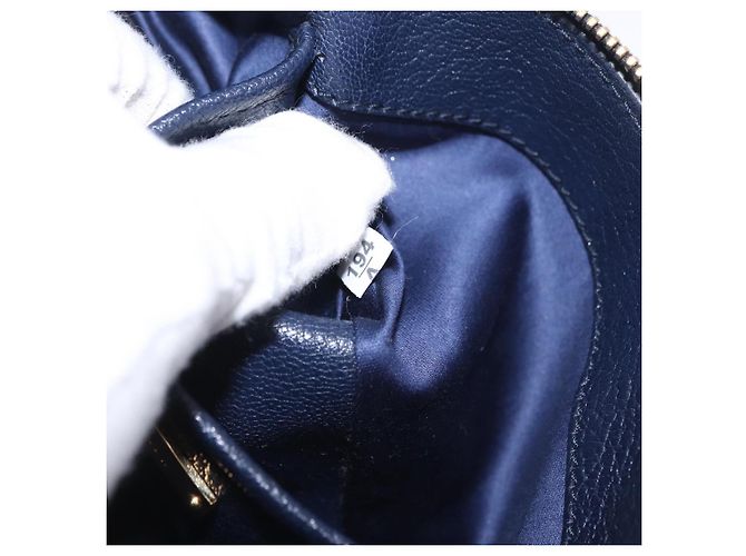 Borsa a tracolla con catena Miu Miu in pelle blu e oro Auth bs36957A D'oro - vista 25