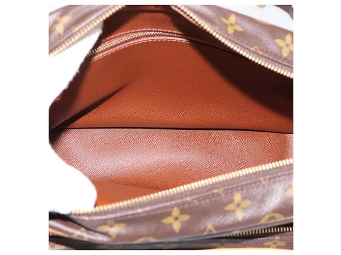 LOUIS VUITTON Monogram Nile Shoulder Bag M45244 LV Auth ka6014V Monogramma - vista 10