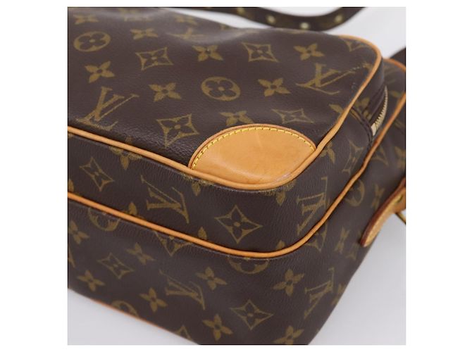 LOUIS VUITTON Monogram Nile Shoulder Bag M45244 LV Auth ka6014V Monogramma - vista 14