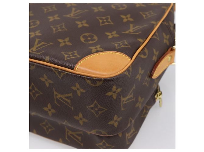 LOUIS VUITTON Monogram Nile Shoulder Bag M45244 LV Auth ka6014V Monogramma - vista 16