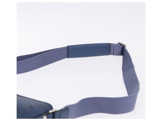 Borsa a tracolla MCM Vicetos in pelle blu navy e argento Auth 202257A - vista 8
