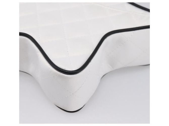 Borsa a tracolla con catena CHANEL Matelassé a forma di stella in raso Bianco Nero Auth 200368SM - vista 12