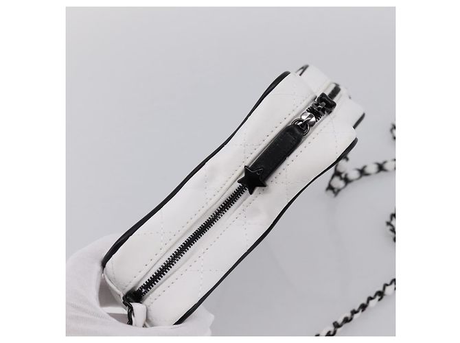 Borsa a tracolla con catena CHANEL Matelassé a forma di stella in raso Bianco Nero Auth 200368SM - vista 6