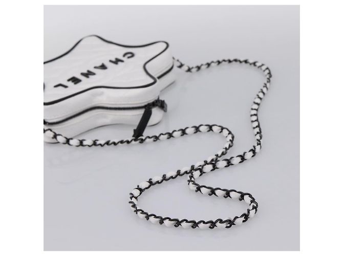 Borsa a tracolla con catena CHANEL Matelassé a forma di stella in raso Bianco Nero Auth 200368SM - vista 7