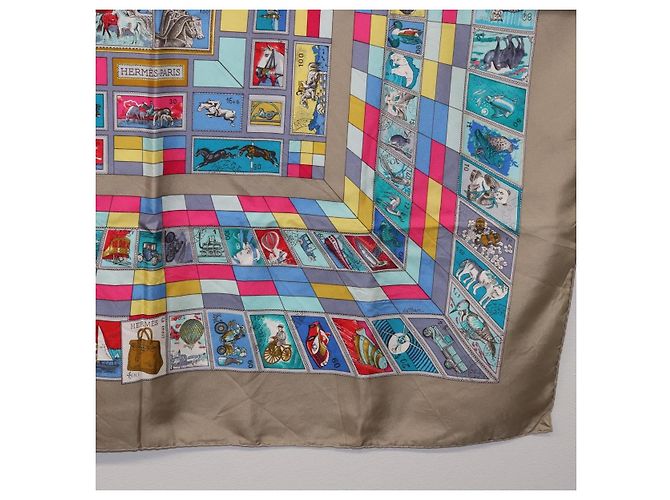 Hermès Foulard HERMES Carre 90 "CORRE SPONDANCE" Seta Grigio Auth hk4128 Marrone - vista 10
