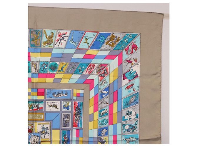 Hermès Foulard HERMES Carre 90 "CORRE SPONDANCE" Seta Grigio Auth hk4128 Marrone - vista 4