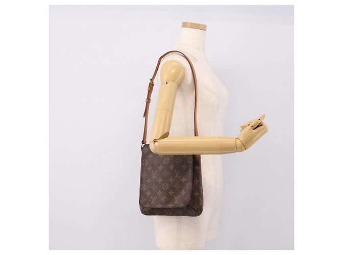 LOUIS VUITTON Monogram Musette Salsa Short Shoulder Bag M51258 LV Auth ka6005 Monogramma - vista 21