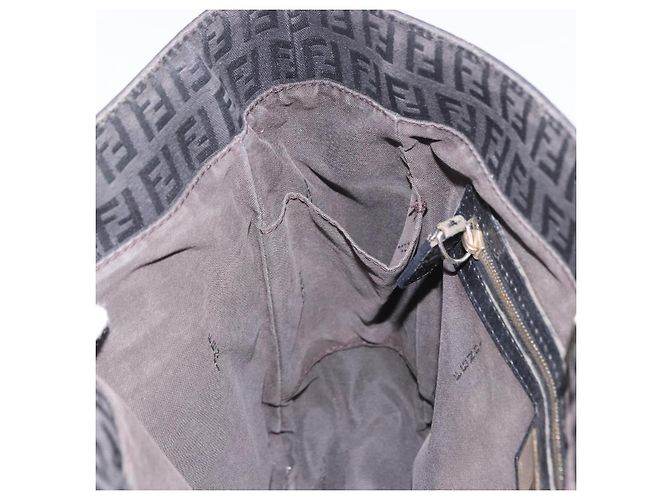 Borsa Tote FENDI Zucchino Canvas Nero Oro Auth ka5945 D'oro - vista 19