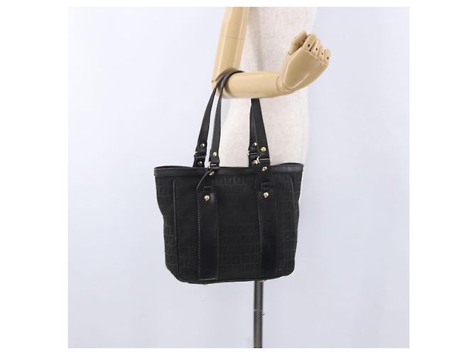 Borsa Tote FENDI Zucchino Canvas Nero Oro Auth ka5945 D'oro - vista 23