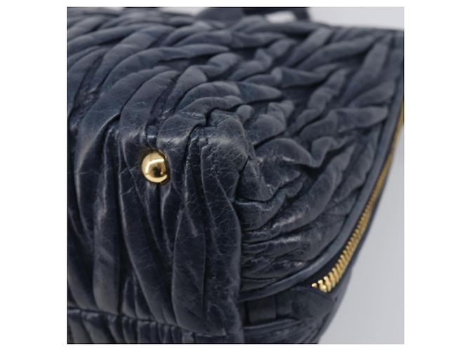 Borsa Miu Miu Matelassé in pelle blu navy e oro Auth 201903V D'oro - vista 12