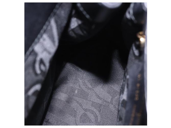 Borsa a tracolla Salvatore Ferragamo Gancini in pelle nera e oro Auth 202100 Nero - vista 17