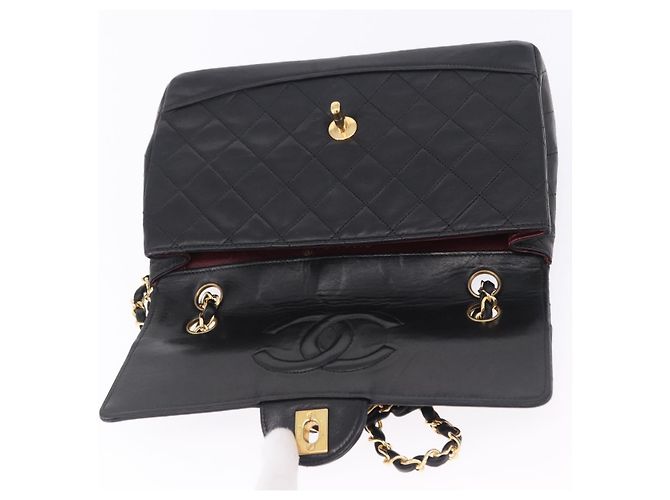 Borsa a tracolla CHANEL Matelasse con catena in pelle d'agnello nera e oro CC Auth 202003SAV Nero D'oro - vista 15