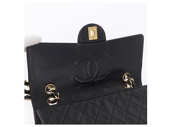 Borsa a tracolla CHANEL Matelasse con catena in pelle d'agnello nera e oro CC Auth 202003SAV Nero D'oro - vista 16