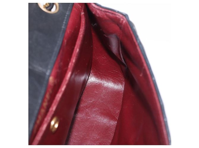 Borsa a tracolla CHANEL Matelasse con catena in pelle d'agnello nera e oro CC Auth 202003SAV Nero D'oro - vista 21