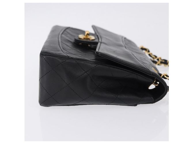 Borsa a tracolla CHANEL Matelasse con catena in pelle d'agnello nera e oro CC Auth 202003SAV Nero D'oro - vista 4