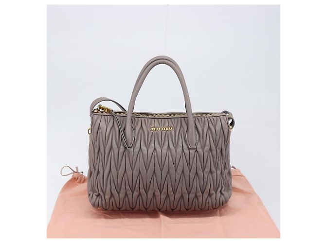 Borsa a mano Miu Miu Matelassé in pelle 2way Grigio Oro Auth 201882V Marrone D'oro - vista 27