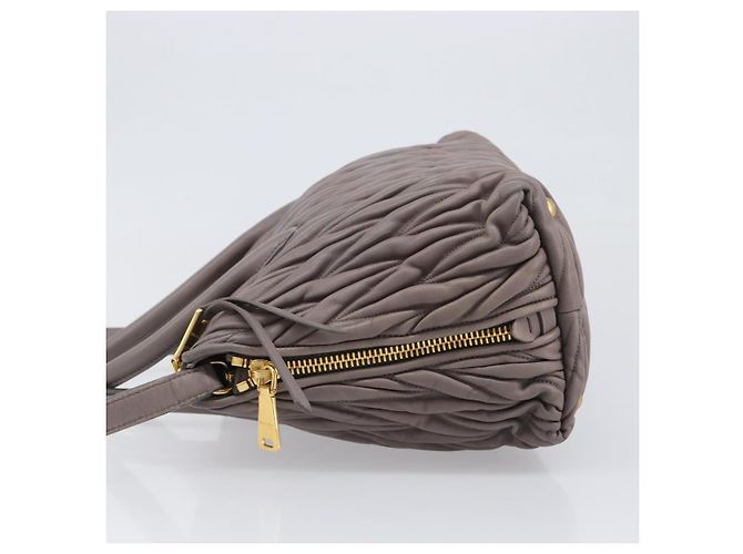 Borsa a mano Miu Miu Matelassé in pelle 2way Grigio Oro Auth 201882V Marrone D'oro - vista 5