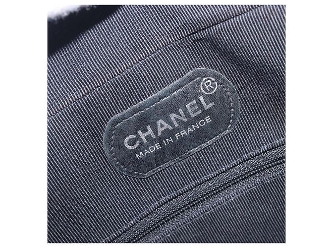 Borsa a tracolla CHANEL Matelasse Pelle verniciata Nero Argento CC Auth bs36946 - vista 15