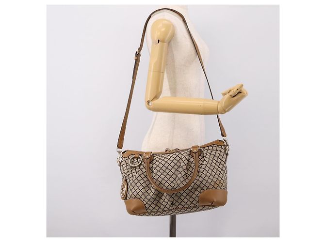 Borsa GUCCI Diamante Sukey Canvas 2way Beige Gold 247902 Auth 201967A D'oro - vista 24