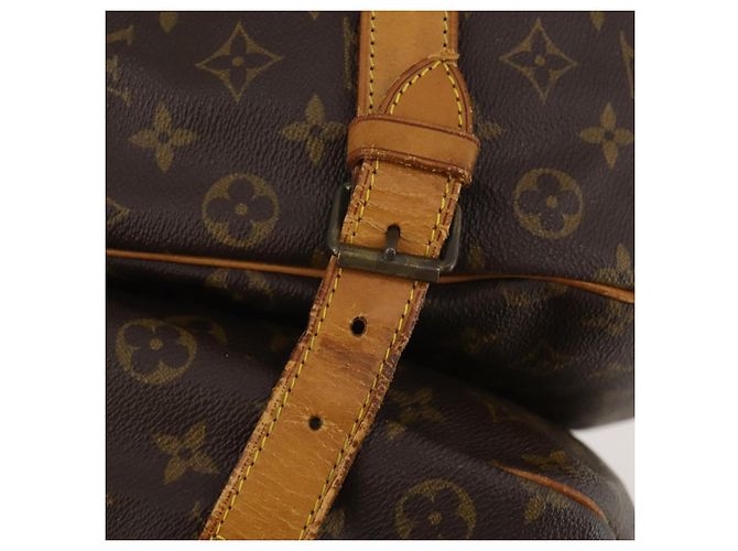 LOUIS VUITTON Monogram Saumur 43 Shoulder Bag M42252 LV Auth 198992 Monogramma - vista 20