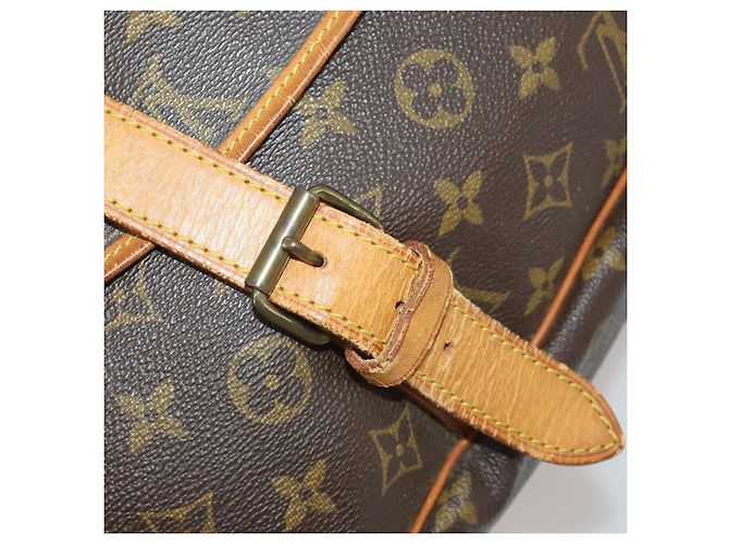 LOUIS VUITTON Monogram Saumur 43 Shoulder Bag M42252 LV Auth 198992 Monogramma - vista 27