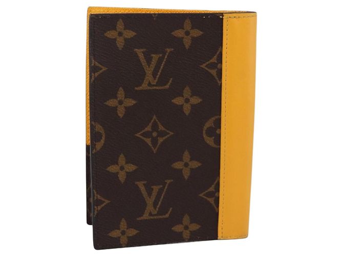 LOUIS VUITTON Monogram Macassar Couverteur Passport NM M12827 LV Auth 200109V Giallo Monogramma - vista 3
