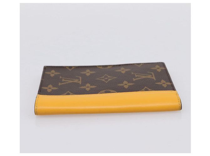 LOUIS VUITTON Monogram Macassar Couverteur Passport NM M12827 LV Auth 200109V Giallo Monogramma - vista 5