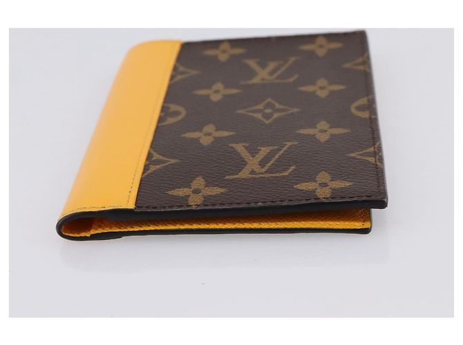 LOUIS VUITTON Monogram Macassar Couverteur Passport NM M12827 LV Auth 200109V Giallo Monogramma - vista 7