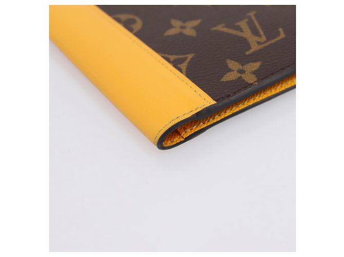 LOUIS VUITTON Monogram Macassar Couverteur Passport NM M12827 LV Auth 200109V Giallo Monogramma - vista 9
