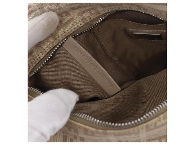Pouch a mano FENDI Zucchino Canvas Beige Silver Auth ka5985A Argento - vista 22