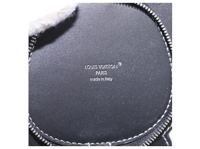 LOUIS VUITTON Monogram LV Panda Bag Charm White M03397 LV Auth 202108SM Bianco Monogramma - vista 18