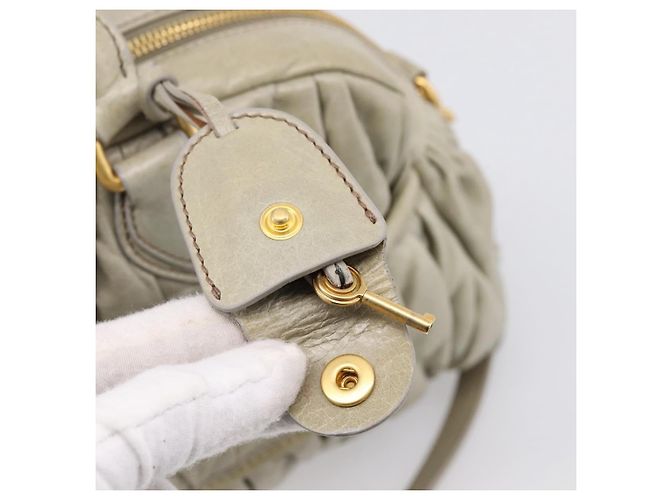 Borsa Miu Miu Vitellolux in pelle 2way Verde Tono Oro Auth 202078V - vista 16