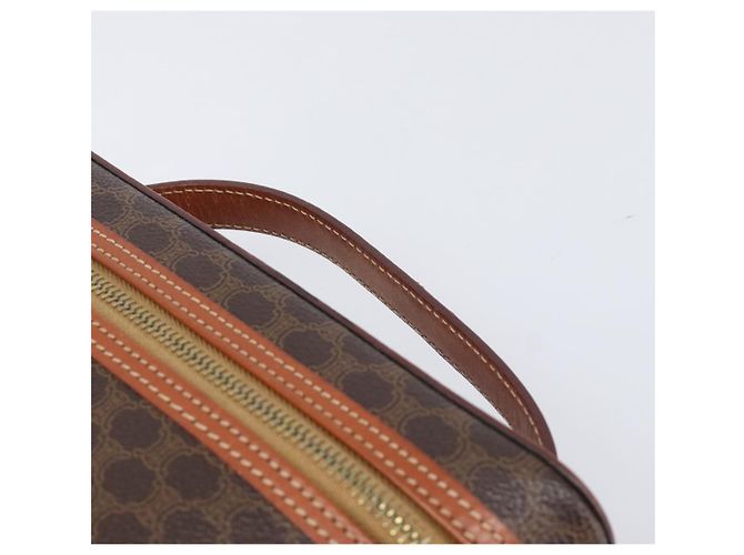 Céline Borsa a mano porta trucchi CELINE Macadam Canvas PVC Pelle Marrone Oro Auth ka6028A D'oro - vista 8