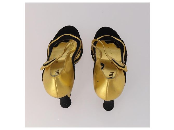 Céline Sandali CELINE PRADA in pelle Set da 2 Beige Oro Auth 193715 D'oro - vista 4