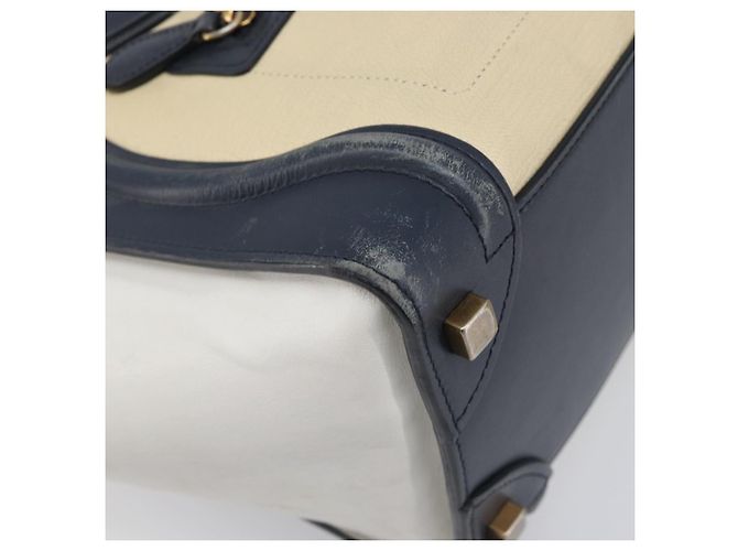 Céline Bolso de mano CELINE Luggage Micro shopper de cuero blanco con herrajes dorados Auth 198867A - vista 11