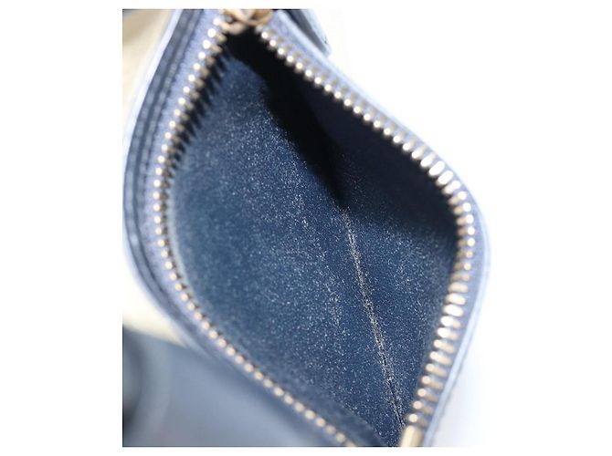 Céline Bolso de mano CELINE Luggage Micro shopper de cuero blanco con herrajes dorados Auth 198867A - vista 25