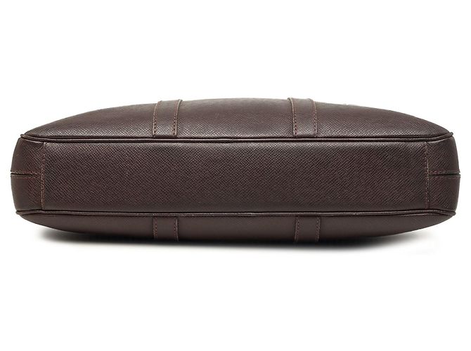 Borsa Business Louis Vuitton Taiga Porte Documents Voyage PM Marrone - vista 3