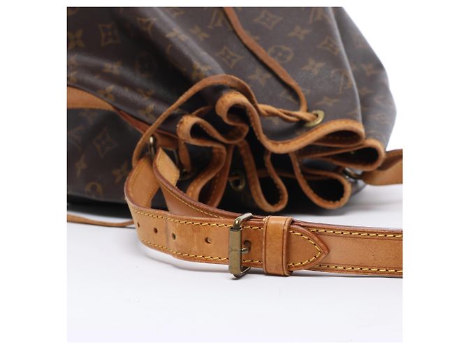 Borsa a tracolla Louis Vuitton Noe Monogram Canvas in Brown M42224 Marrone - vista 10